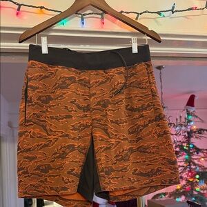 Men’s Lululemon T.H.E. Short *Linerless Camouflage Orange Shorts